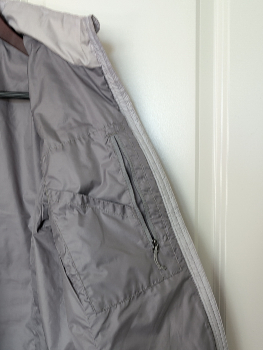 Eddie Bauer Women’s EB700 Down Jacket – Light Gray - Size Small - Picture 7 of 8